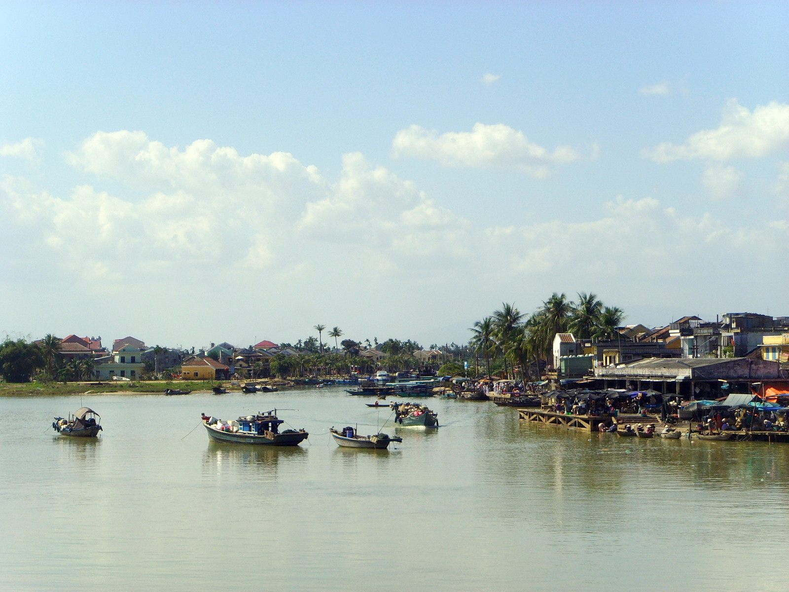 Хойан (Hoi An) – исторический город в центральной части Вьетнама – фотографии Вьетнама