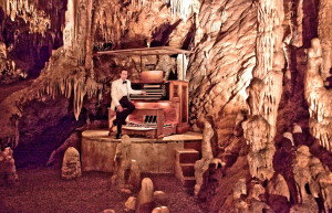 Великий сталактитовый орган в Вирджинии, США – фотографии США