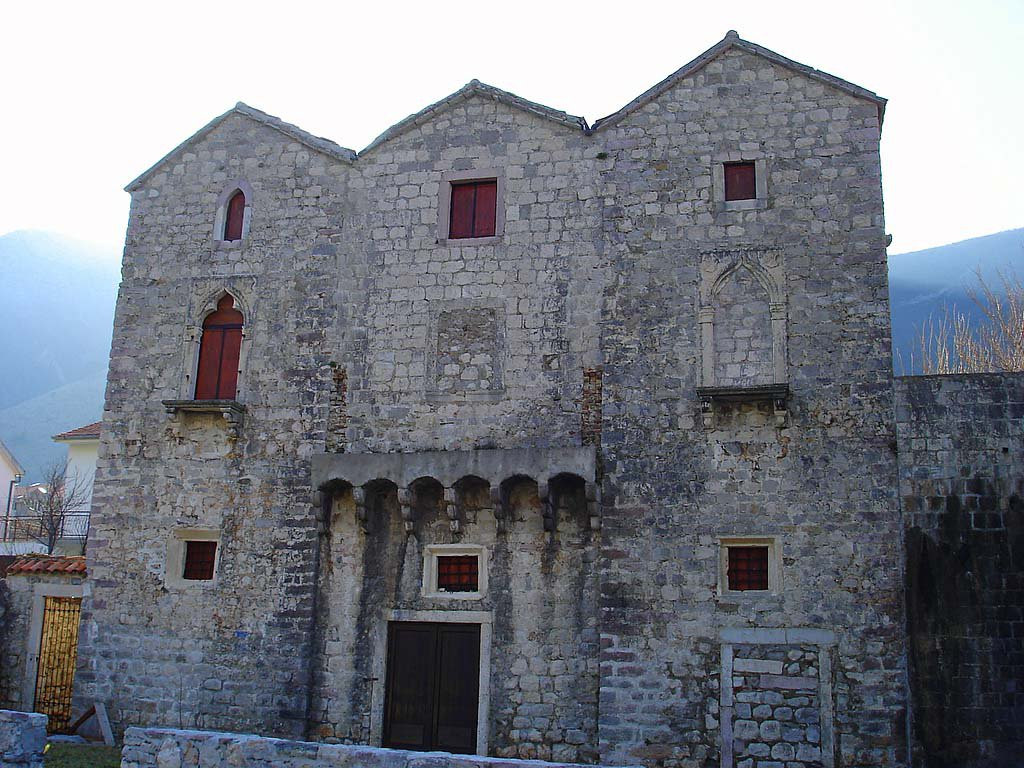 Дом в Прчань, Черногория. Фото 2 – фотографии Черногории