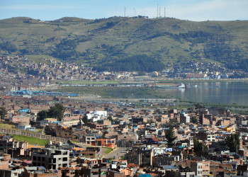 Пуно (Puno) – город на юго-востоке Перу на берегу Титикаки – фотографии Перу