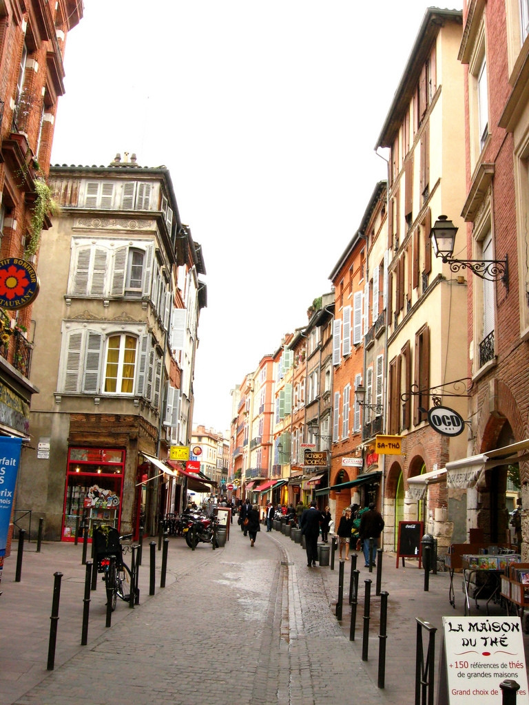 Улица в Тулузе, Франция. Фото 2 – фотографии Франции