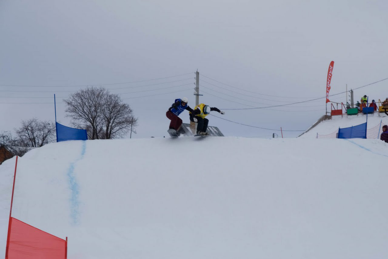 Сноубордисты в Хабарское, Россия – фотографии России