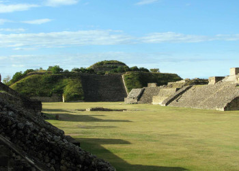 Доколумбовое поселение Монте-Альбан (Monte Alban). Фото 2 – фотографии Мексики