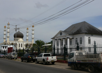 Мечеть и Синагога – фотографии Суринама