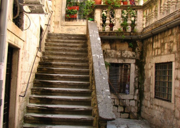 Дома в Котор, Черногория. Фото 6 – фотографии Черногории