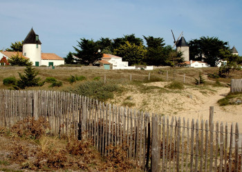 Деревня в Нуармутье, Франция – фотографии Франции