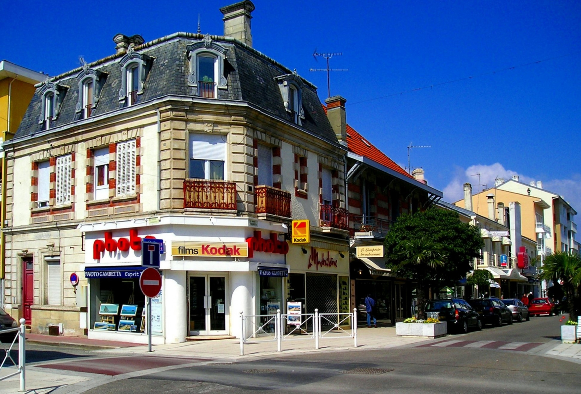 Магазины в Аркашоне, Франция – фотографии Франции