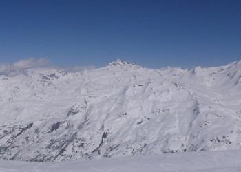 Гора в Вальменьер-Валуар, Франция – фотографии Франции