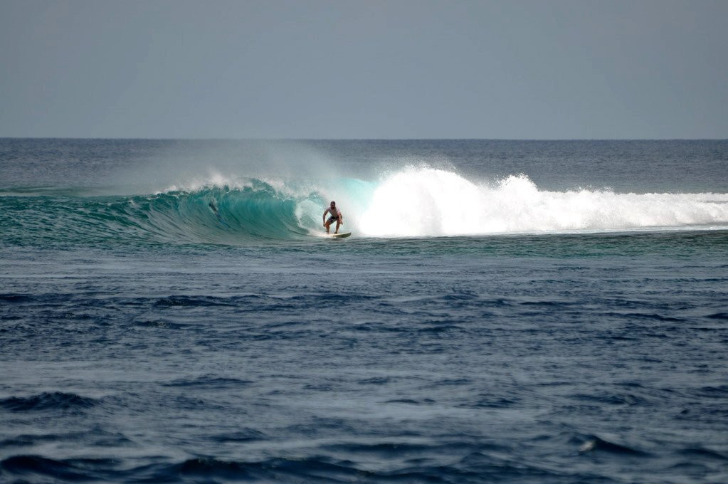 Серфинг в Таа Атолл, Мальдивы – фотографии Мальдивских островов