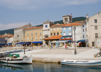 Набережная в Цресе, Хорватия. Фото 5 – фотографии Хорватии