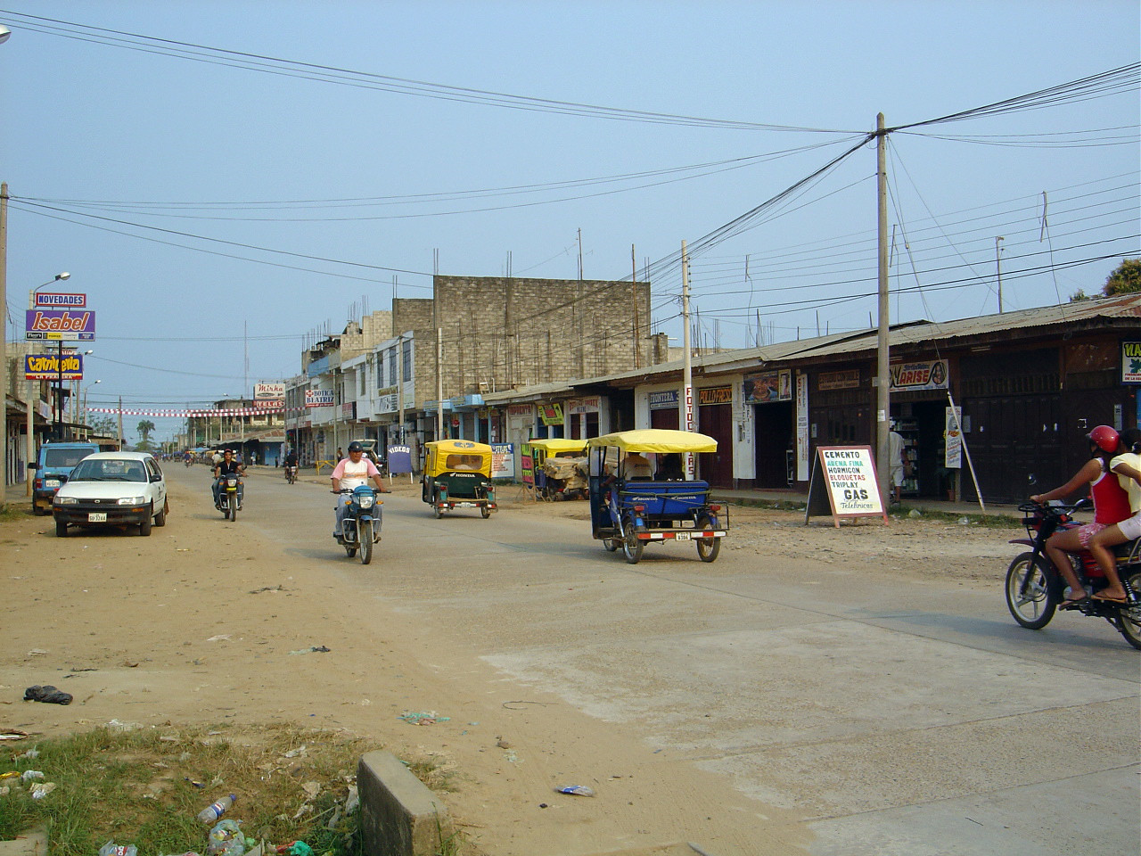 Транспорт в Пуэрто-Мальдонадо (Puerto Maldonado) – фотографии Перу