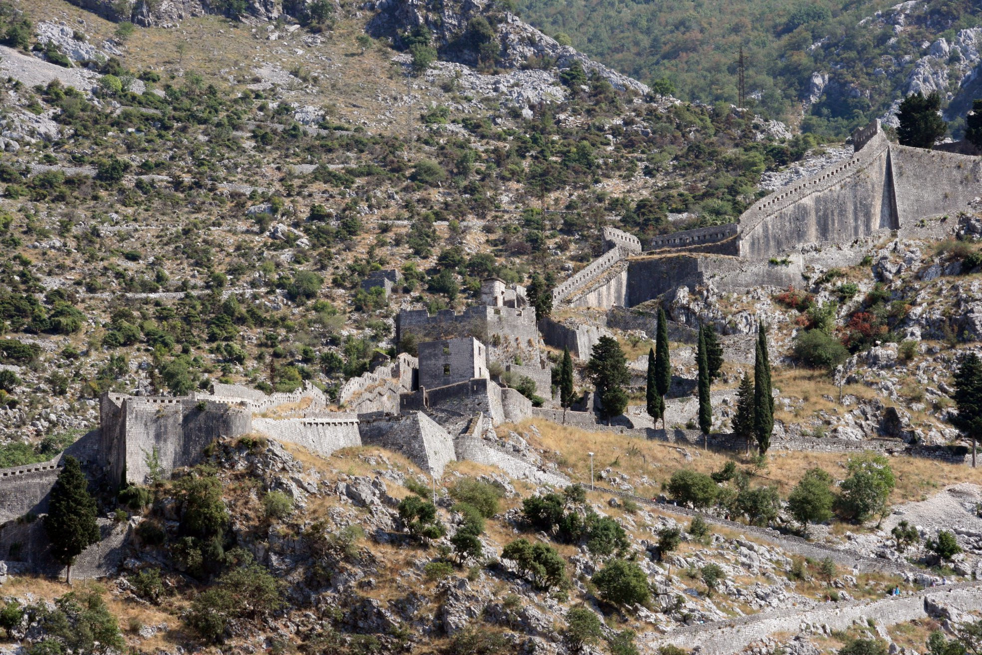 Горы в Которе, Черногория. Фото 18 – фотографии Черногории