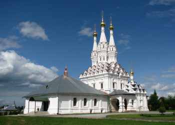Одигитриевская церковь при Иоанно-Предтеченскм монастыре – фотографии России
