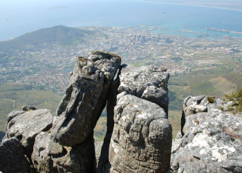 Панорамный вид на Кейптаун с горы в западной провинции Кейп, ЮАР – фотографии ЮАР