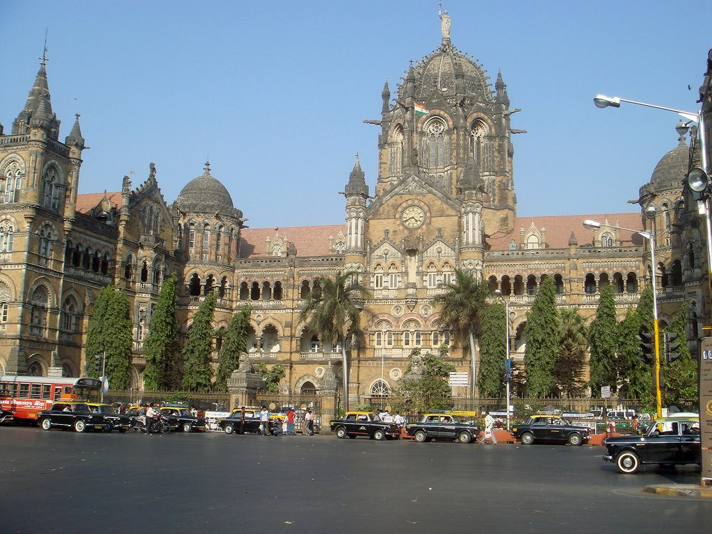 Вокзал Виктории или Вокзал Чхатрапати Шиваджи – фотографии Индии