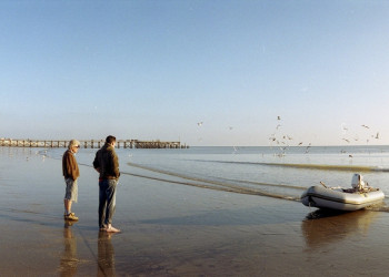 Люди в Сен-Жан-де-Мон, Франция. Фото 10 – фотографии Франции