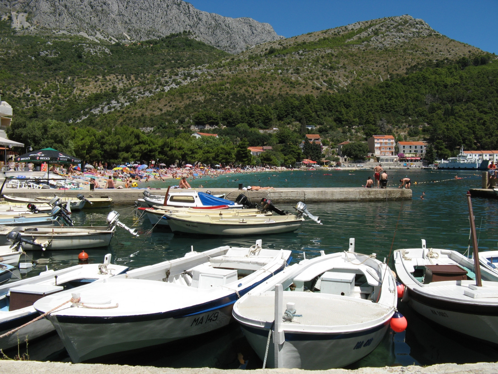 Лодки у причала в Дрвеник, Хорватия. Фото 5 – фотографии Хорватии