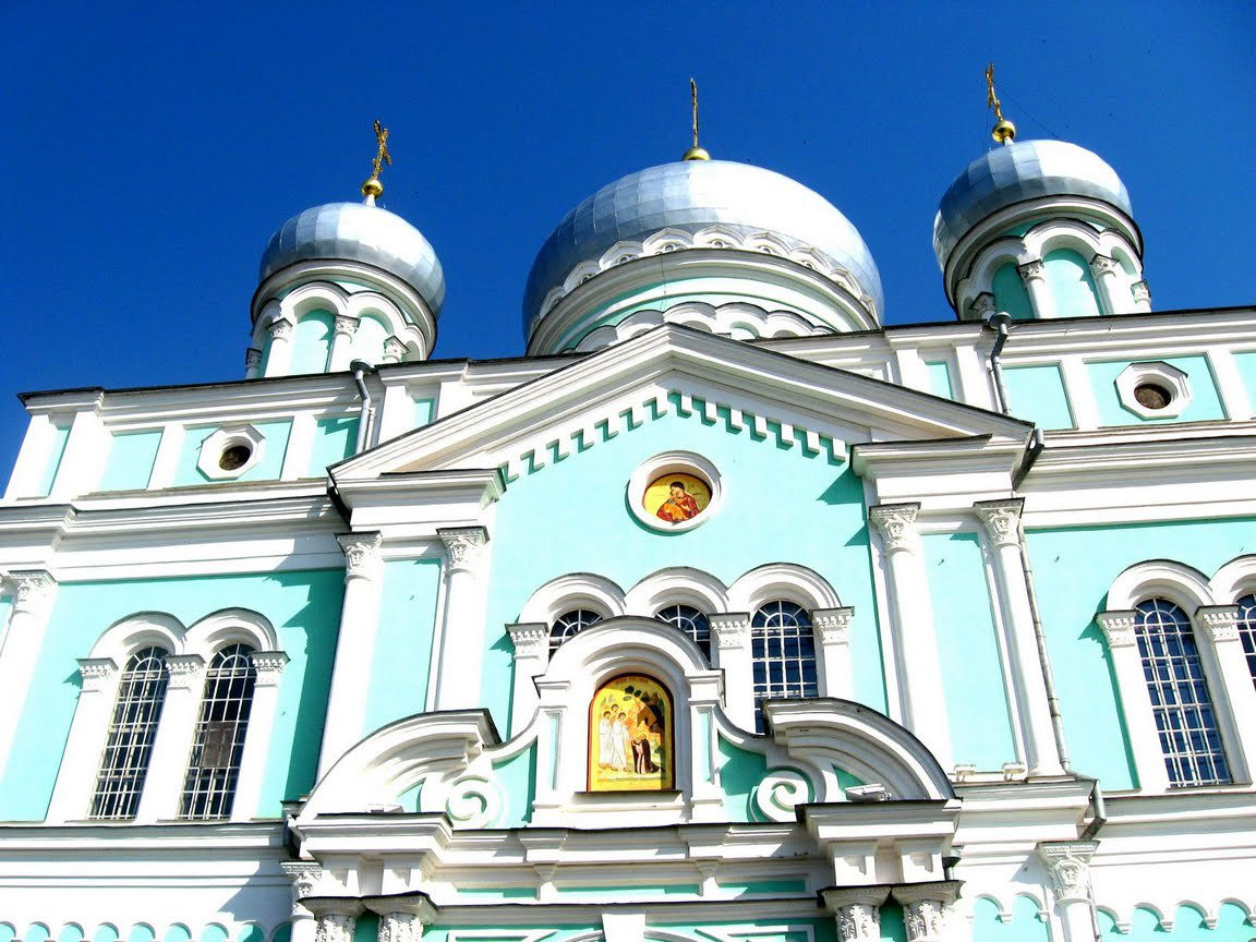 Храм в Серафимо-Дивеевском монастыре, Россия. Фото 12 – фотографии России