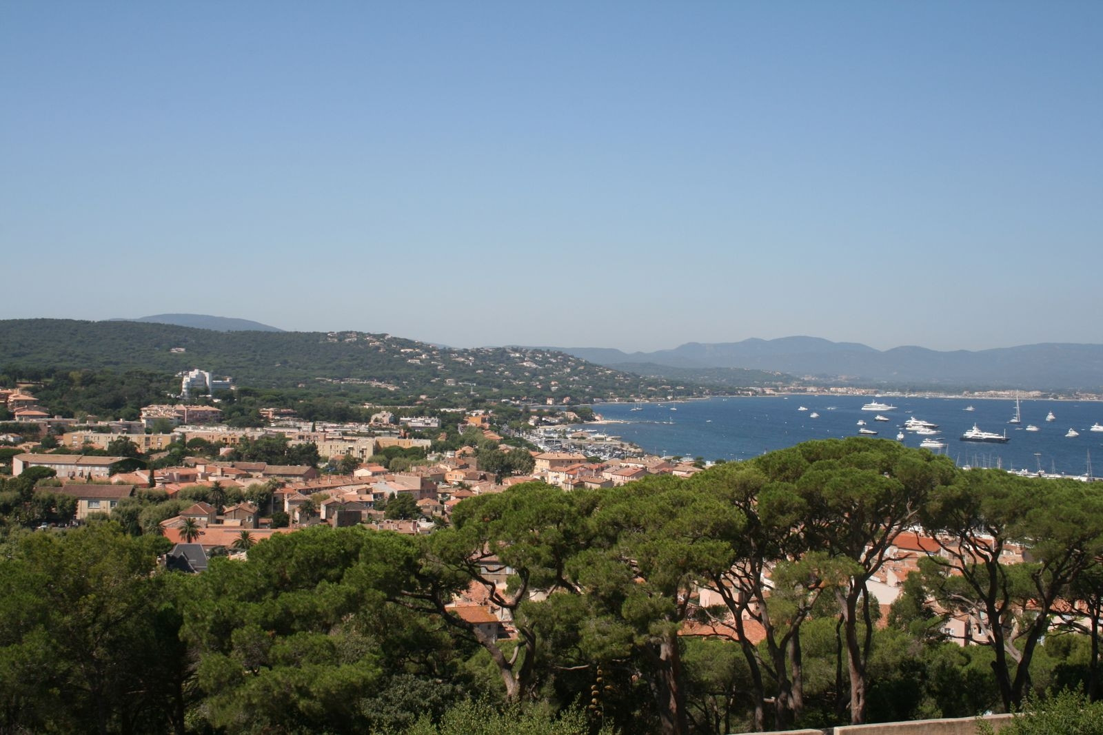 Панорамный вид в Ла-Круа-Вальмер, Франция – фотографии Франции