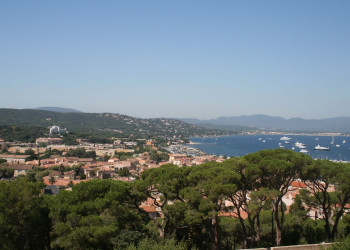 Панорамный вид в Ла-Круа-Вальмер, Франция – фотографии Франции