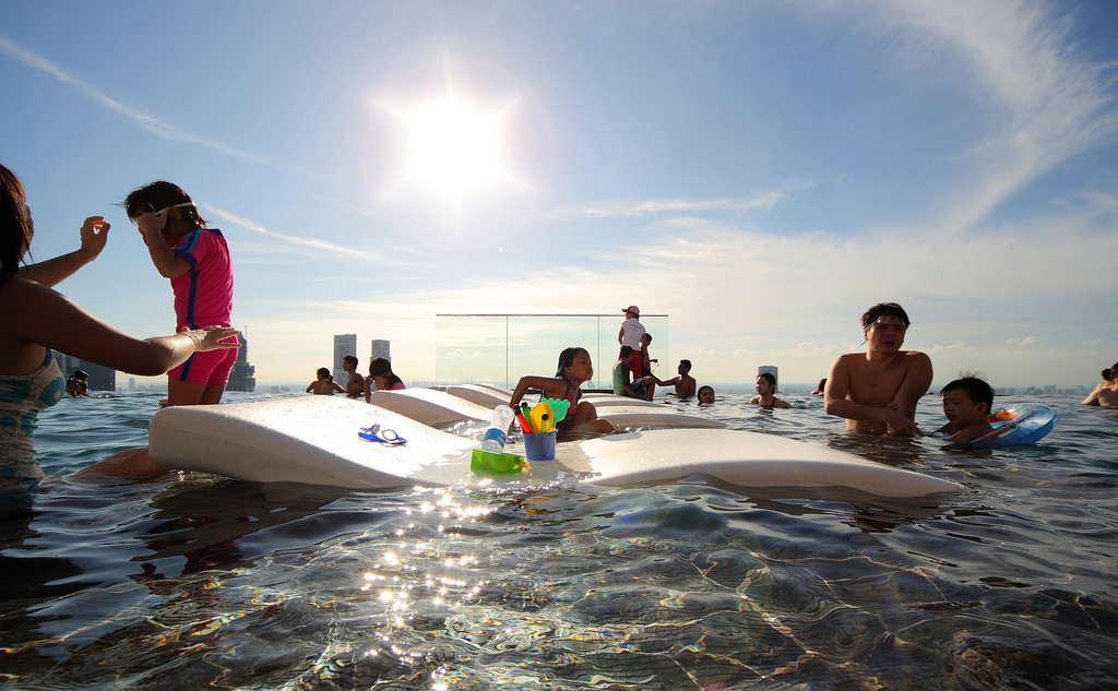 Бассейн в Marina Bay Sands – фотографии Сингапура