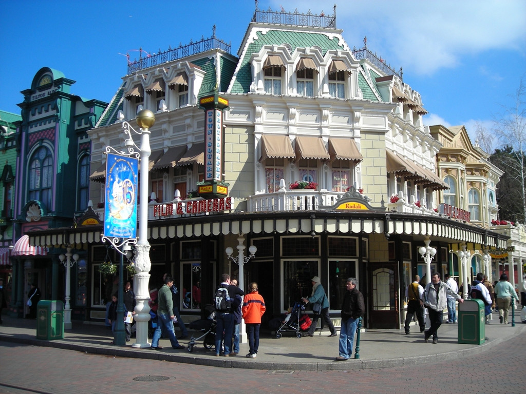 Дома в Диснейленд, Франция – фотографии Франции