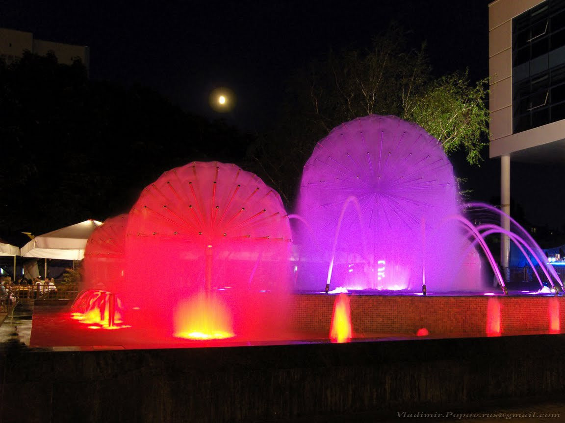 Фонтан в Ростов- на- Дону, Россия – фотографии России