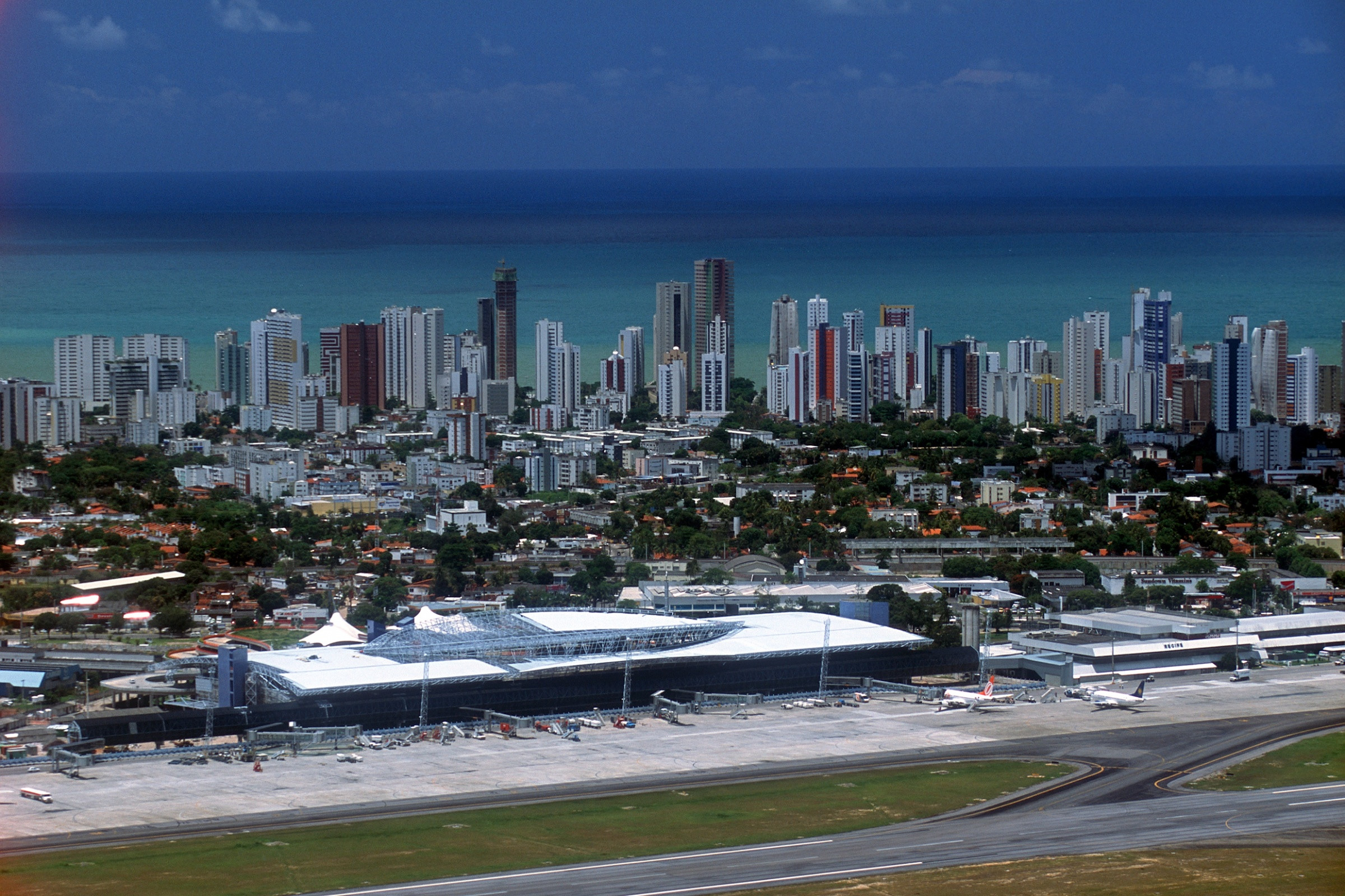 Guararapes International Airport – фотографии Бразилии