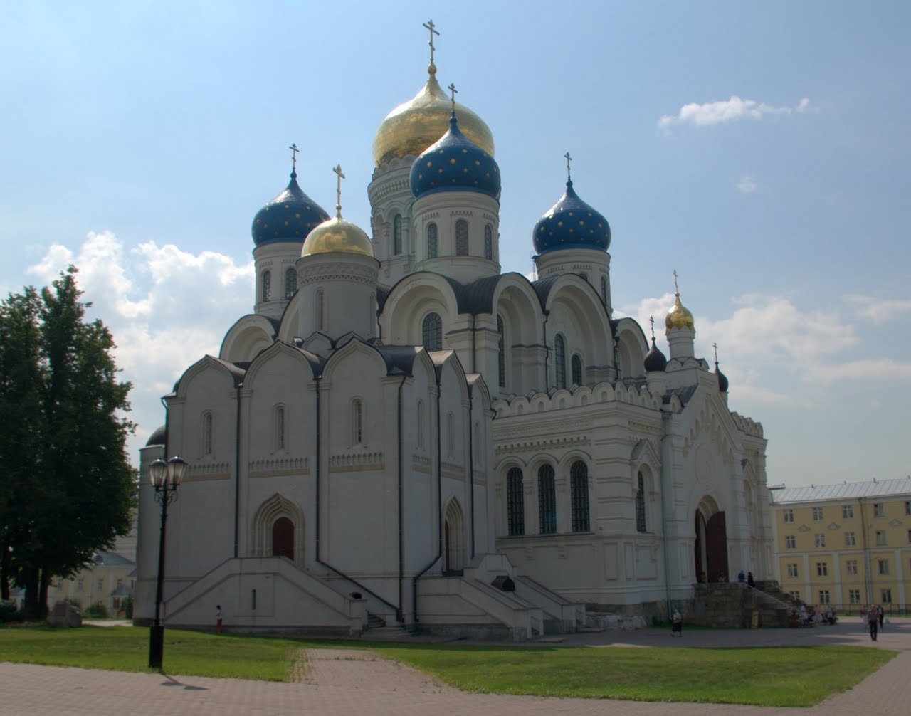 Храм в Дзержинске, Россия. Фото 1 – фотографии России