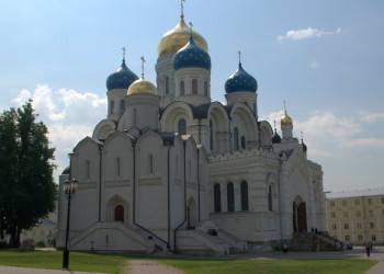 Храм в Дзержинске, Россия. Фото 1 – фотографии России