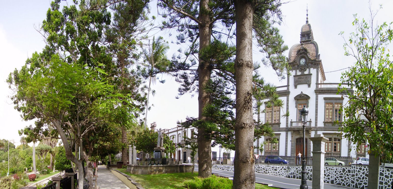 Город Арукас (Arucas) – фотографии Канарских островов