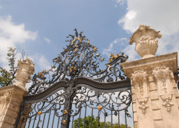 Дворец Эстерхази (Esterházy-kastély) – фотографии Венгрии