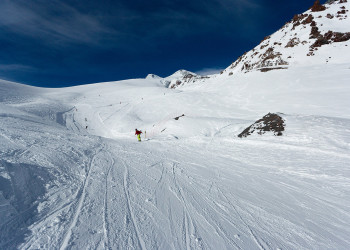 Трасса между Миром и Кругозором, Россия – фотографии России