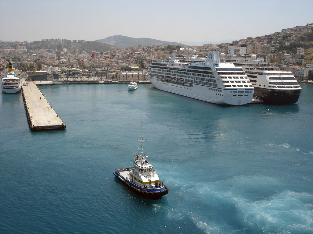 Кушадасы, Эгейский регион, Турция, фото № 47912 – фотографии Турции