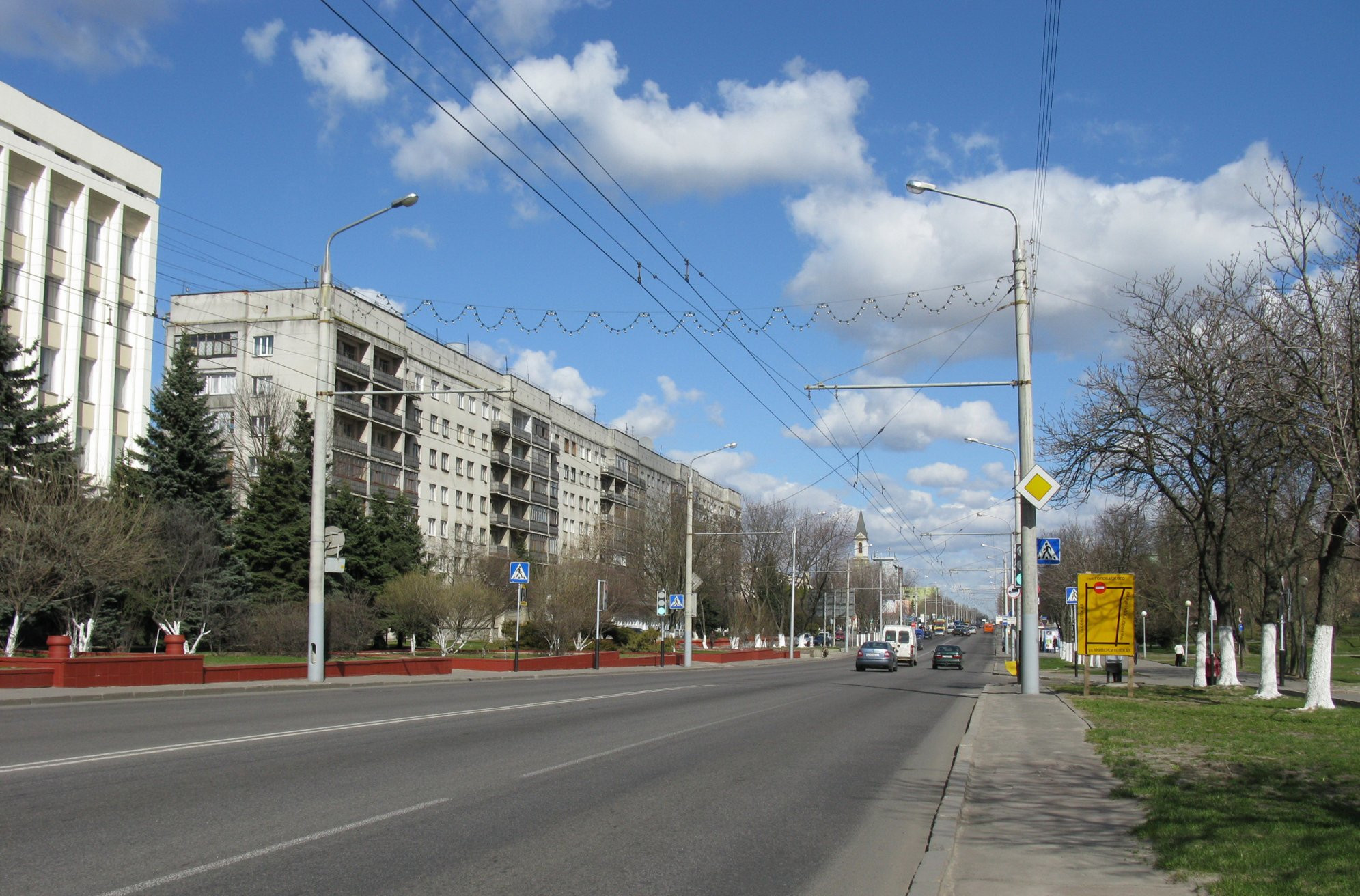 Улица в Гомеле, Беларусь. Фото 11 – фотографии Беларуси