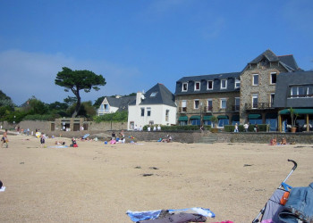 Пляж в Плуманаке, Франция – фотографии Франции