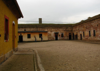 Нацистский концлагерь Терезиенштадт – фотографии Чехии