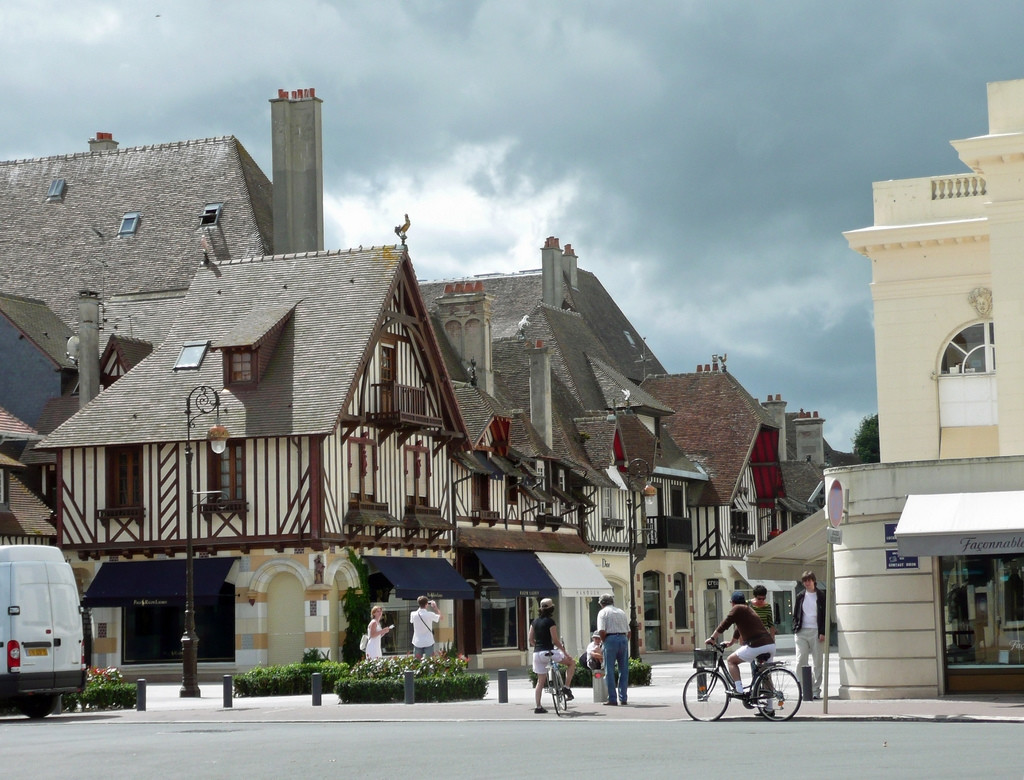 Дома в Довиле, Франция. Фото 10 – фотографии Франции