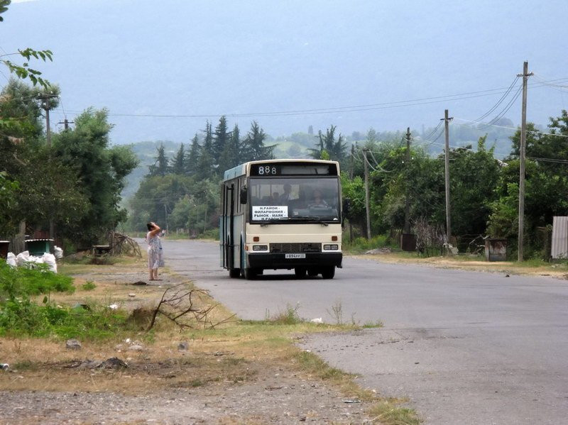 Автобус в Сухум, Абхазия – фотографии Абхазии