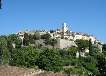 Дома в Сен Поль де Ванс, Франция. Фото 1 – фотографии Франции