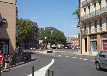 Улица в Тулузе, Франция. Фото 17 – фотографии Франции