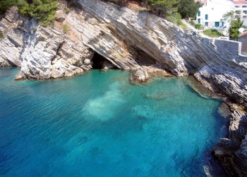 Скала в Петровац, Черногория. Фото 9 – фотографии Черногории