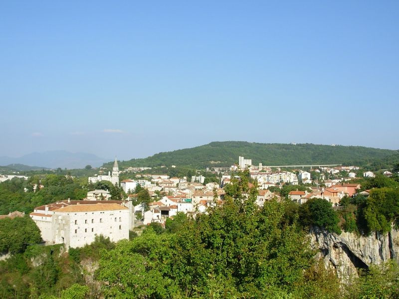 Панорамный вид в Пазин, Хорватия – фотографии Хорватии