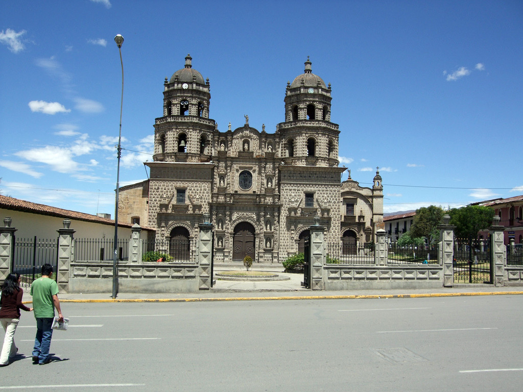 Церковь в Кахамарке – фотографии Перу