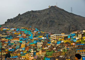 Трущобы Лимы – фотографии Перу