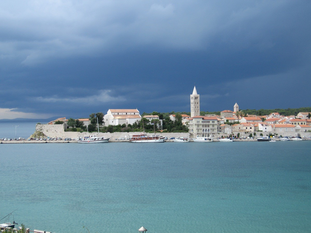 Море в Раб, Хорватия. Фото 9 – фотографии Хорватии