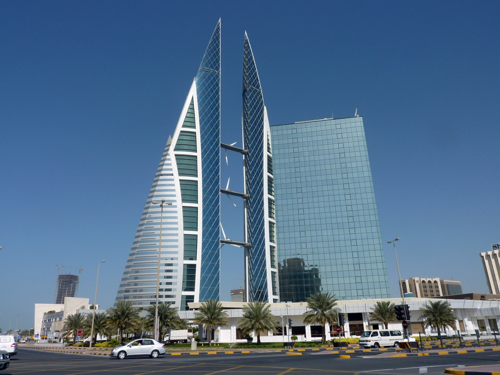 Бахрейнский всемирный торговый центр в Манаме – фотографии Бахрейна