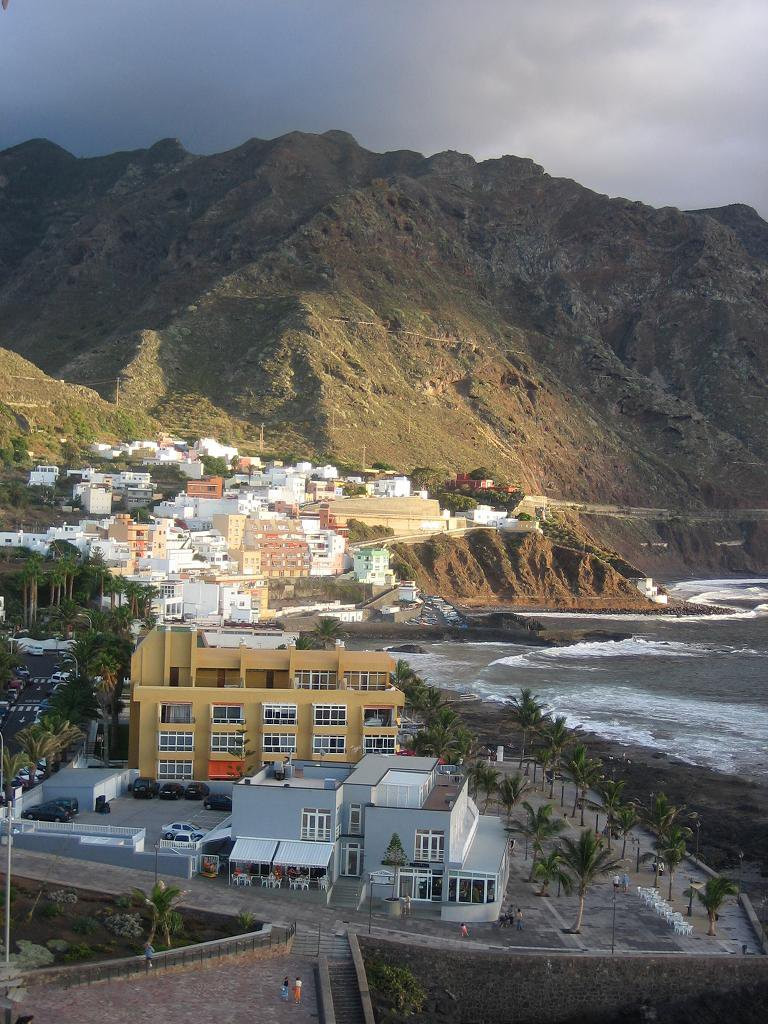 Пунта-дель-Идальго, Тенерифе остров, Канарские острова, фото № 33605 – фотографии Канарских островов