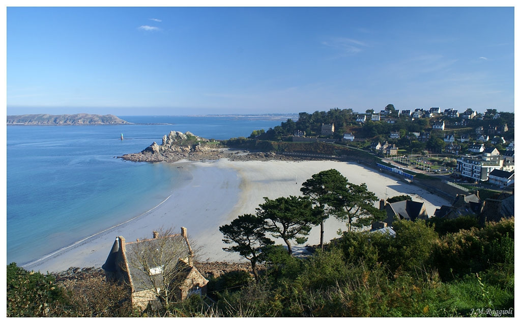 Панорамный вид в Перроз-Гирек, Франция. Фото 3 – фотографии Франции