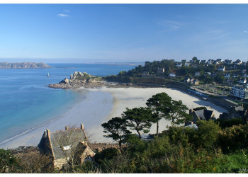 Панорамный вид в Перроз-Гирек, Франция. Фото 3 – фотографии Франции